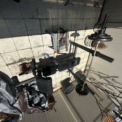 bench press,weights,tricep pulldown