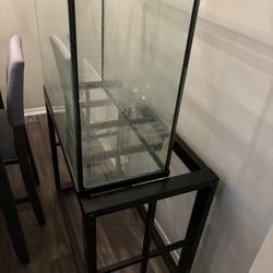 37 Gallon Aquarium and Metal Stand