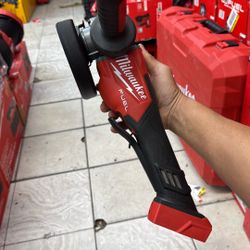 Milwaukee M18 6 Inch Grinder 