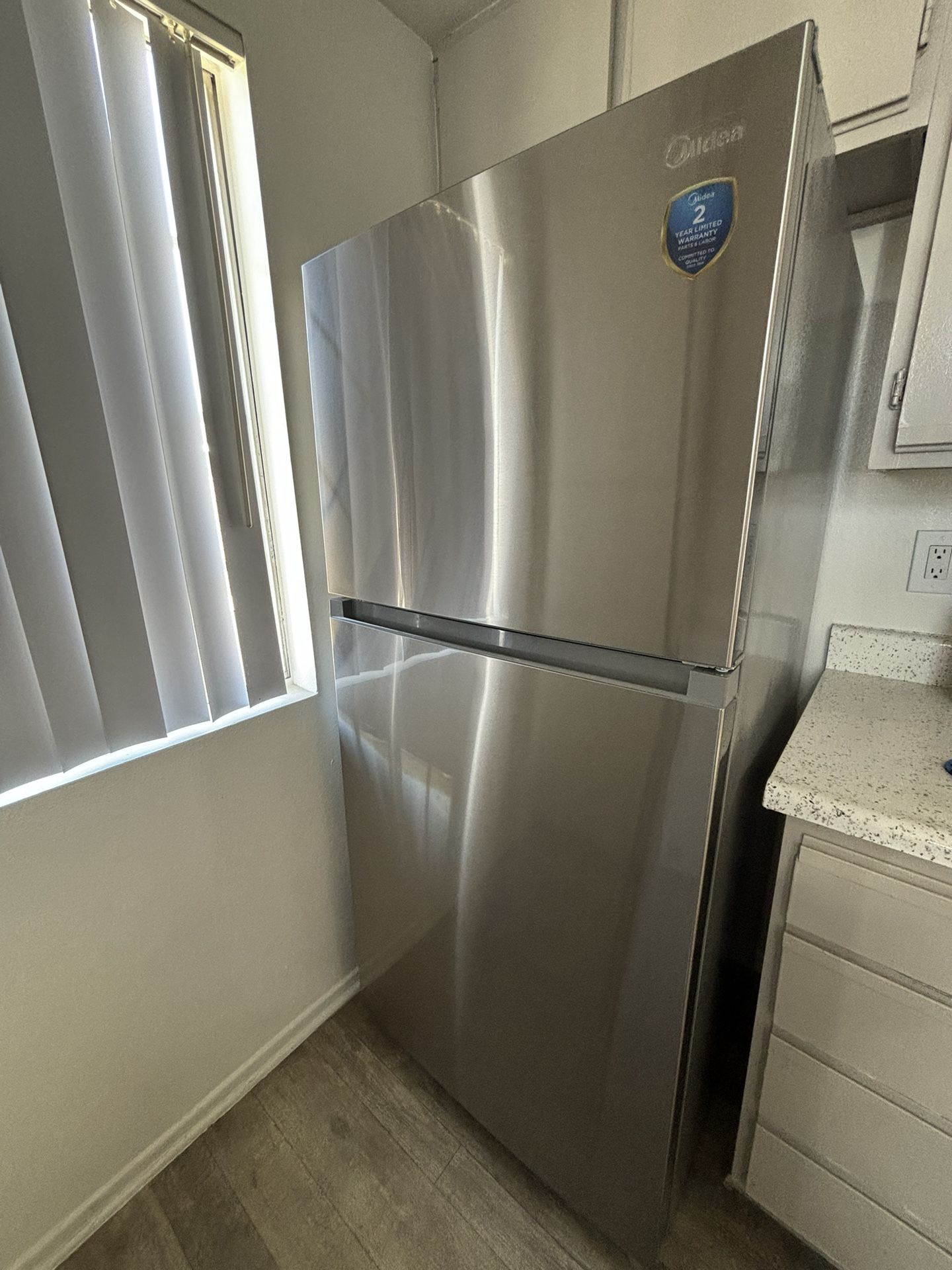 Refrigerator