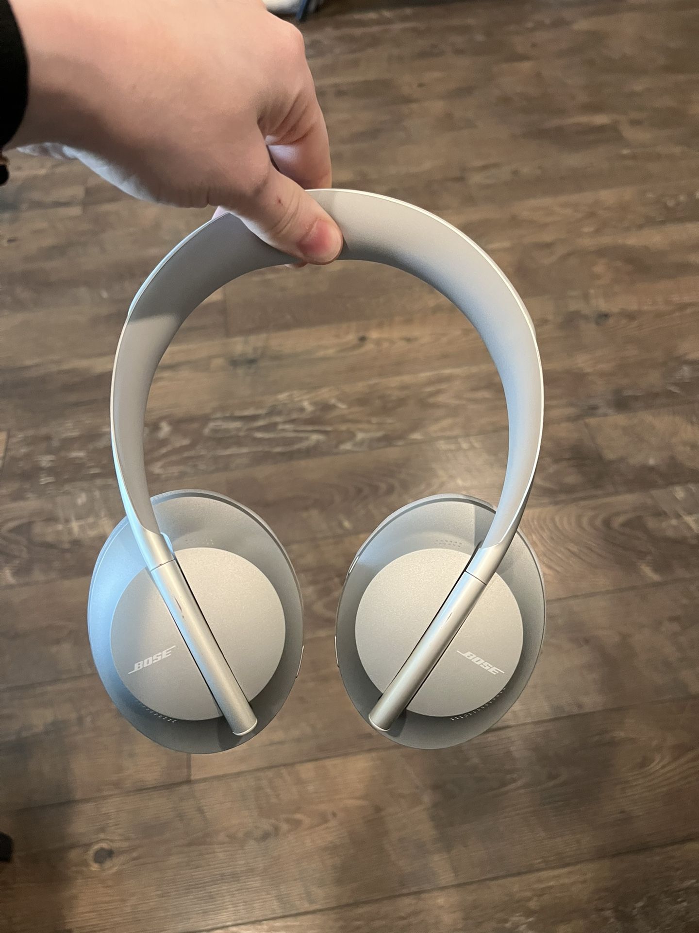 Bose Noise Cancelling 700 Headphones - Refurbished