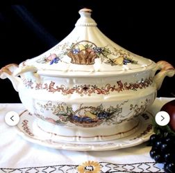 Vintage Large Oval Harvest Ceramic 3 QT. Soup Tureen Fruit Basket with Ladle