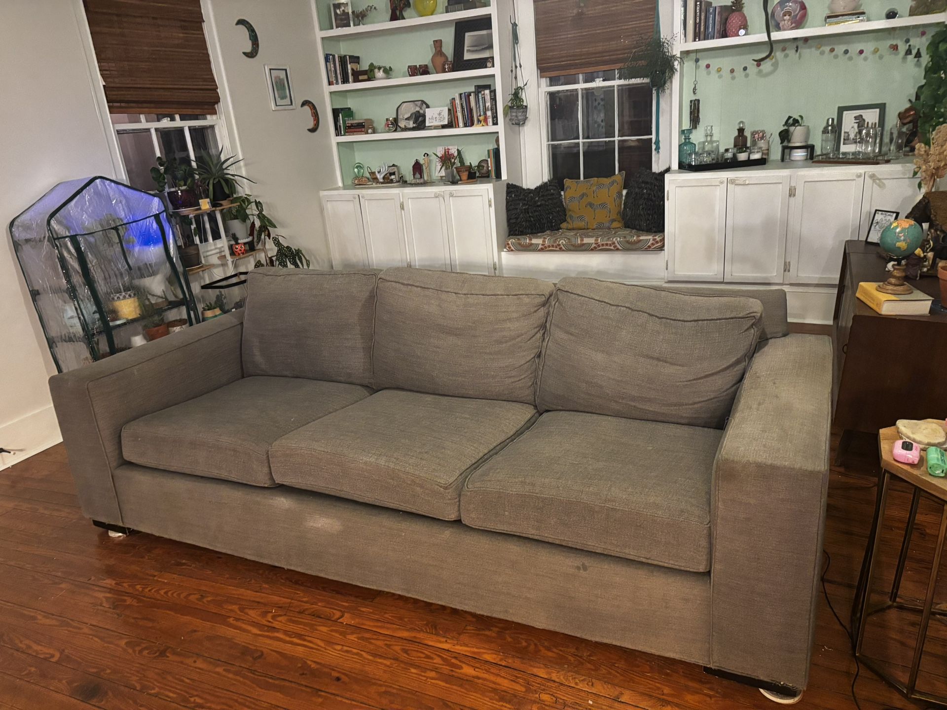 Free Sofa