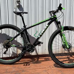 Trek X Caliber 9 Mountain Bike 