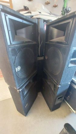 4x Yamaha sm115V Series 5 Main / Monitor.. All 4