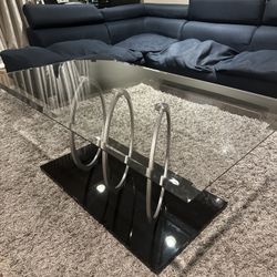 Modern Glass & Chrome Coffee Table – Excellent Condition