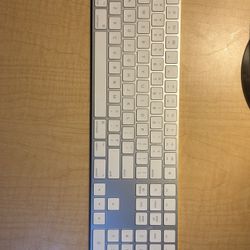 Apple Magic Keyboard