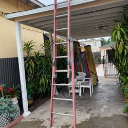 Excellent Condition FiberglassA Frame Ladders