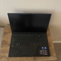 Like-New LG Gram 15” Laptop – 16GB RAM, 1TB SSD, Windows 11 Pro