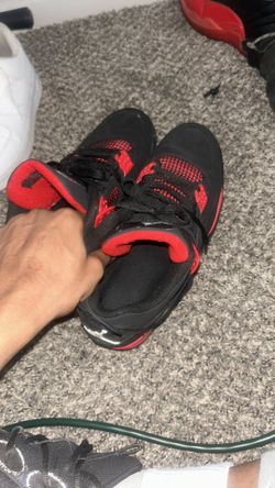 Red and black thunders