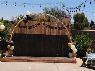 FREE  Photo prop/stage