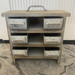 Cute Vintage Box With Little Compartments!