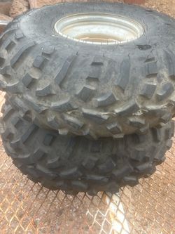 25x11-10 rear quad tires with rims x2