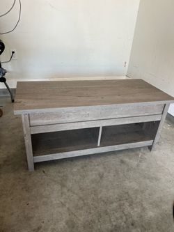 TV stand/ Coffee table w/storage