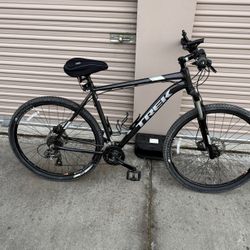 Trek Marlin 6 XL 29” Mountain Bike Like New 