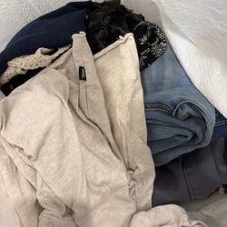 Women’s Clothes 