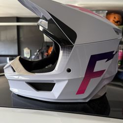 Fox Helmet Adult XL. Only Used Once. 