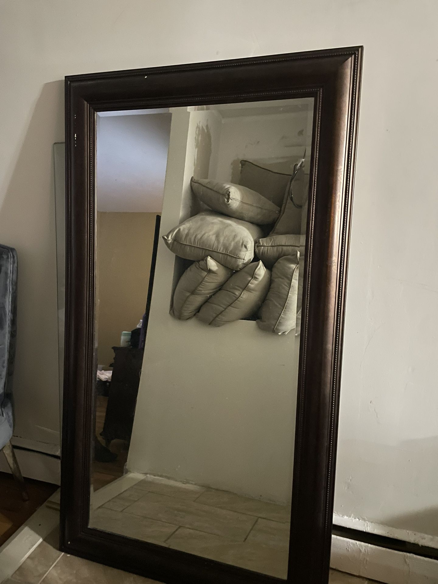 full Body mirror Size
