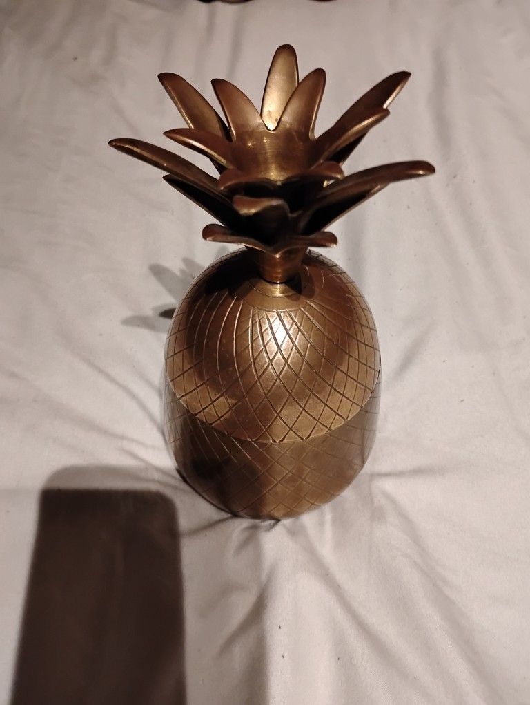 Vintage 1960's 1970's Brass Pineapple Candle Holder/Container
