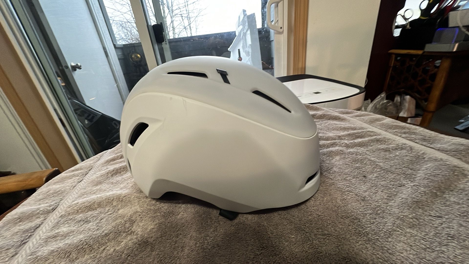Giro Camden MIPS Adult Helmet Matte Medium