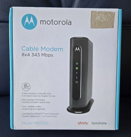 Motorola 8x4 Cable Modem MB 7220 Docsis 3.0