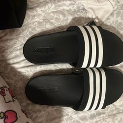 Adidas slides / sandals