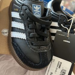 Black Sambas 4K 