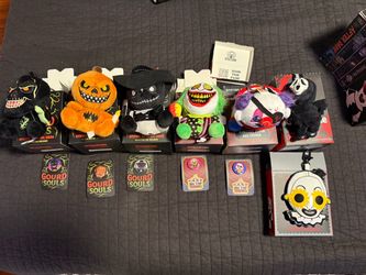 Spooky blind box keychains