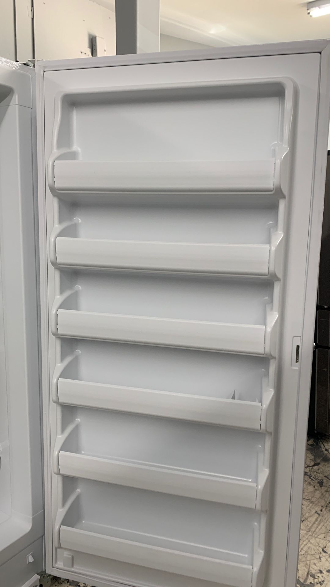 White upright Freezer W/ Manual Defrost In White !
