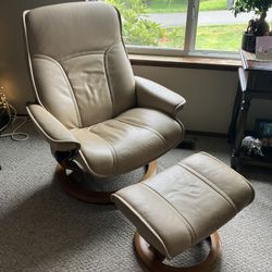 HUGE DEAL on a EKORNES "Stressless" Leather Recliner!
