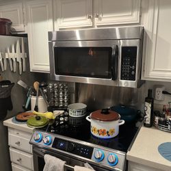 Whirlpool undercabinet microwave