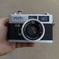 Minolta Hi-Matic E Rangefinder