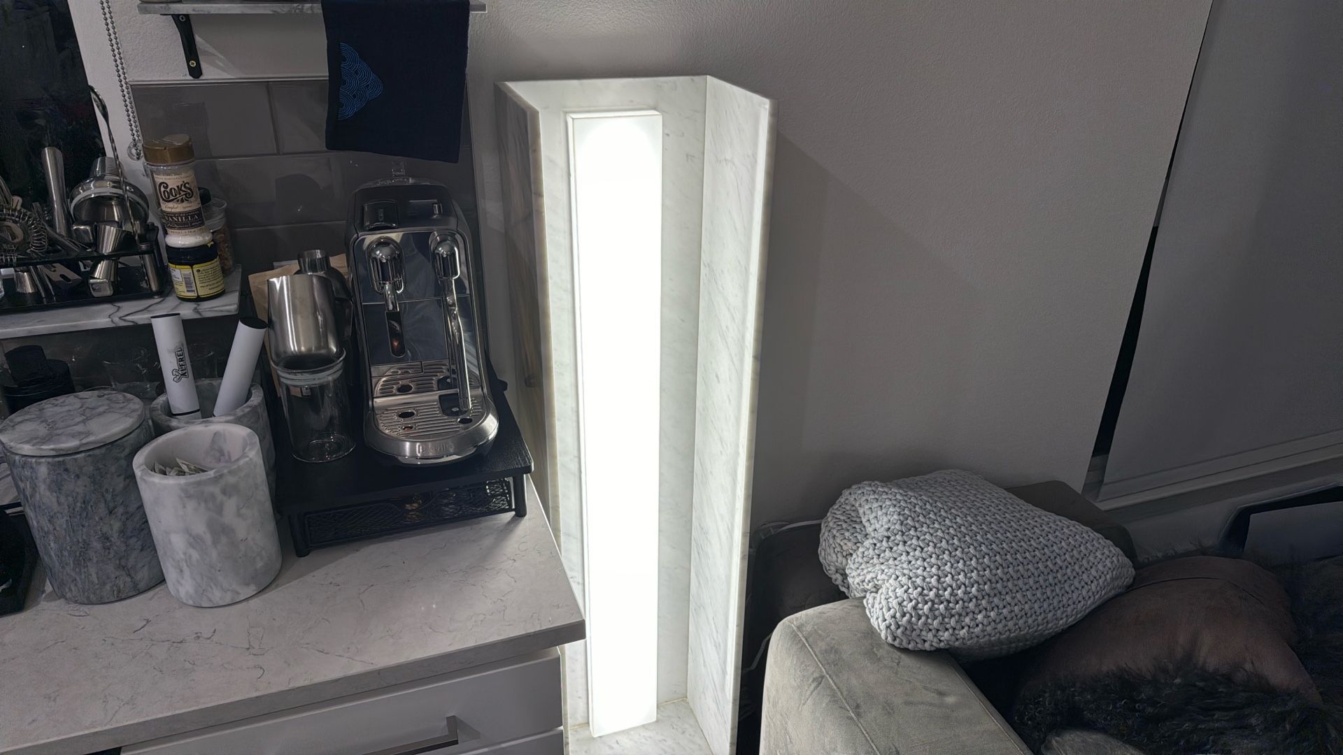 Light Pedestal