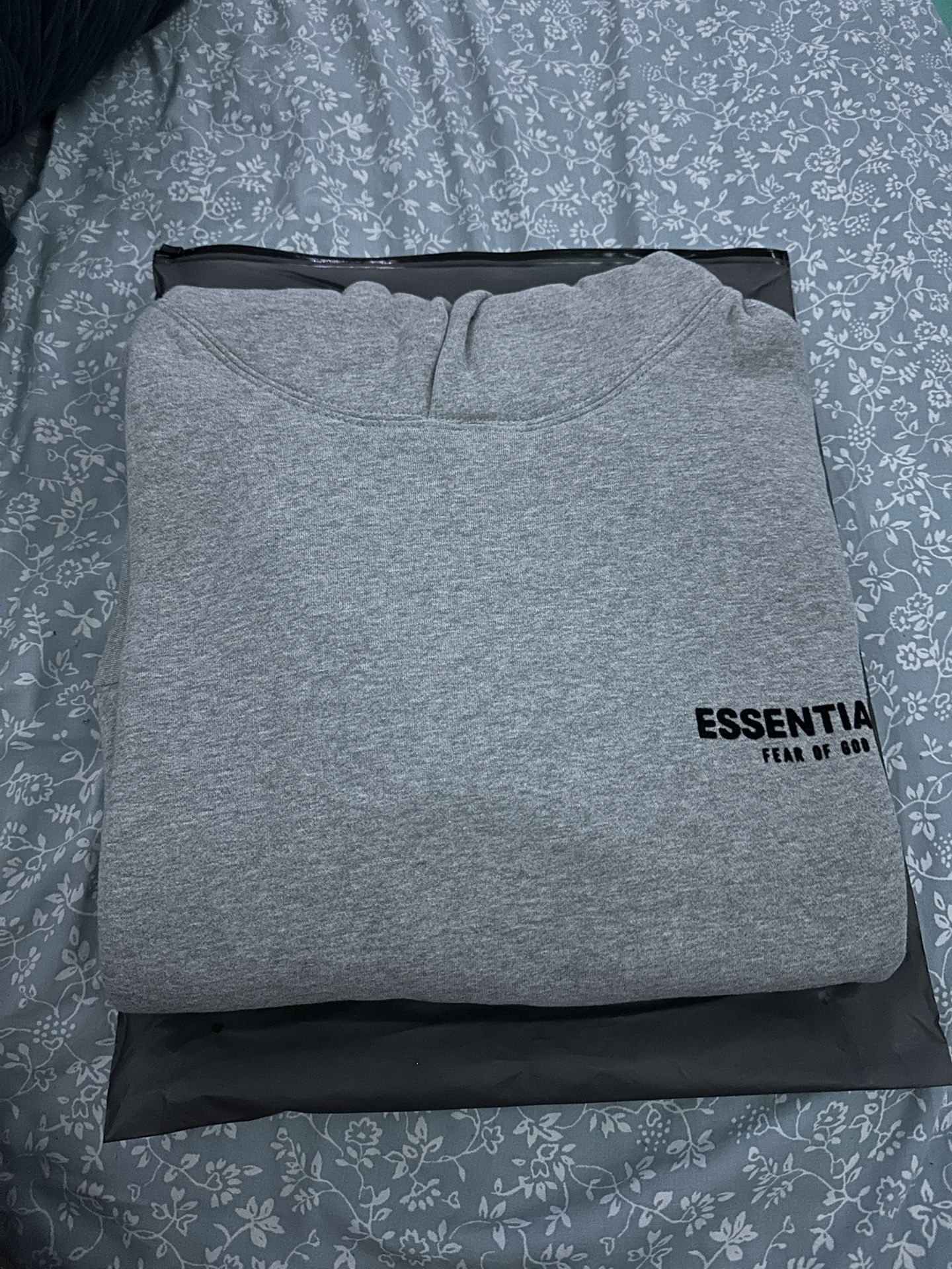 Essentials dark oatmeal