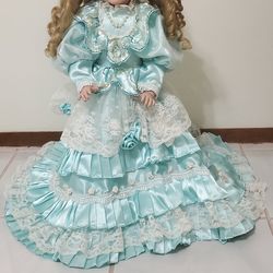 24" Jamis Bernd 197/300 Collectable Doll