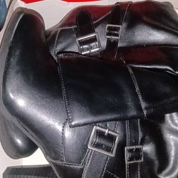 Women's boots