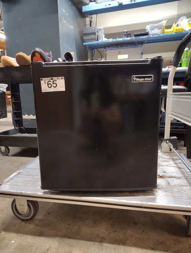 Mini Refrigerator 