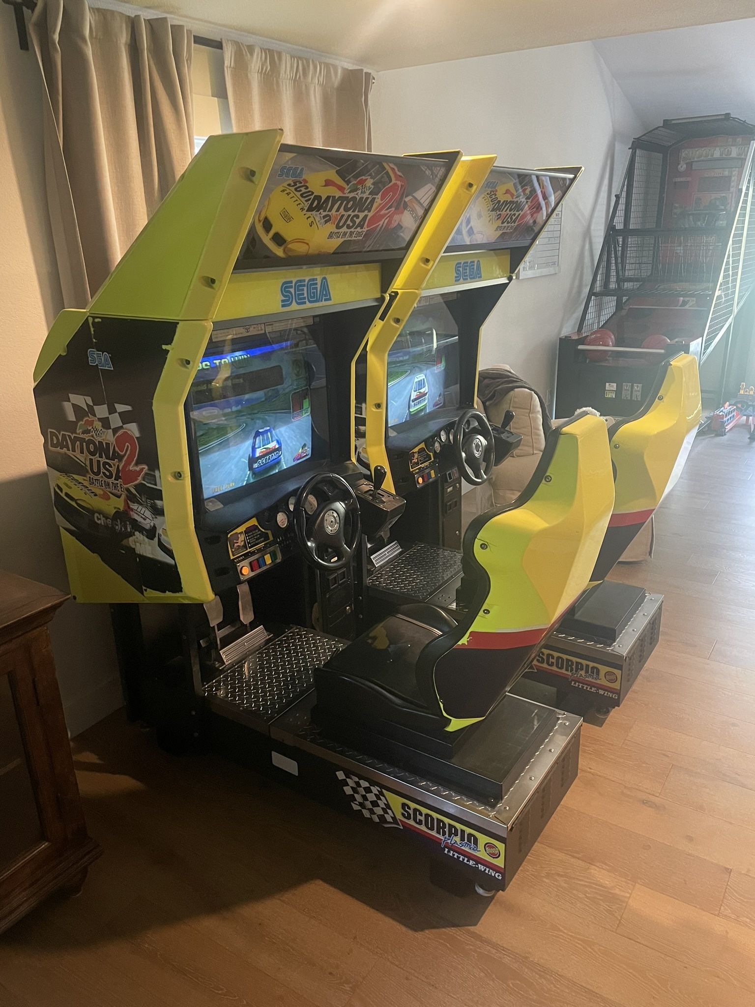 Daytona 2 Arcade Games