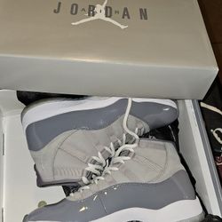 Jordan 11s 9.5 Men's for Sale 220.00