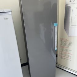 New Upright Fridge Freezer Convertible 1 Year Warranty 