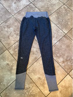 Women’s alo leggings size medium