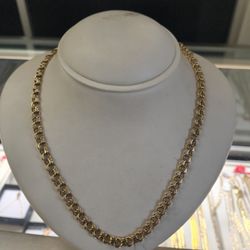 10k Gold Necklace 35.3 Grams 26 Long Layaway Available 10% Down If You Interested Please Make Sure You Ask For Maribel Thank You 