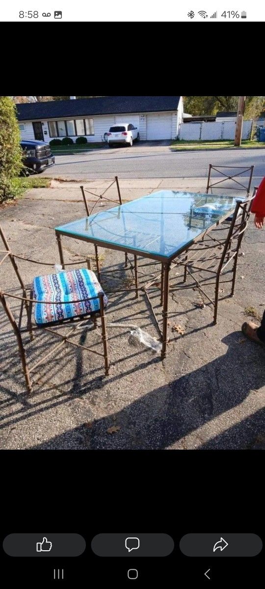 Glass Table With Chairs