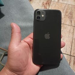 iPhone $50 It's Locked No It's Not Stolen.I Don't Know Nothing About It I Got It At A Junk Yard Inside A Car While Getting Car Parts