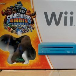 Skylanders Giants Blue Nintendo Wii Console Bundle Pack