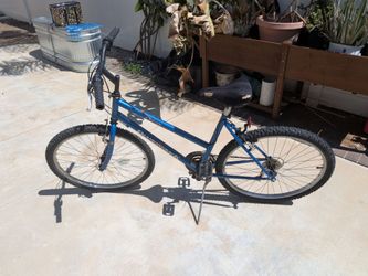 Vintage Diamondback Outlook mountain bike