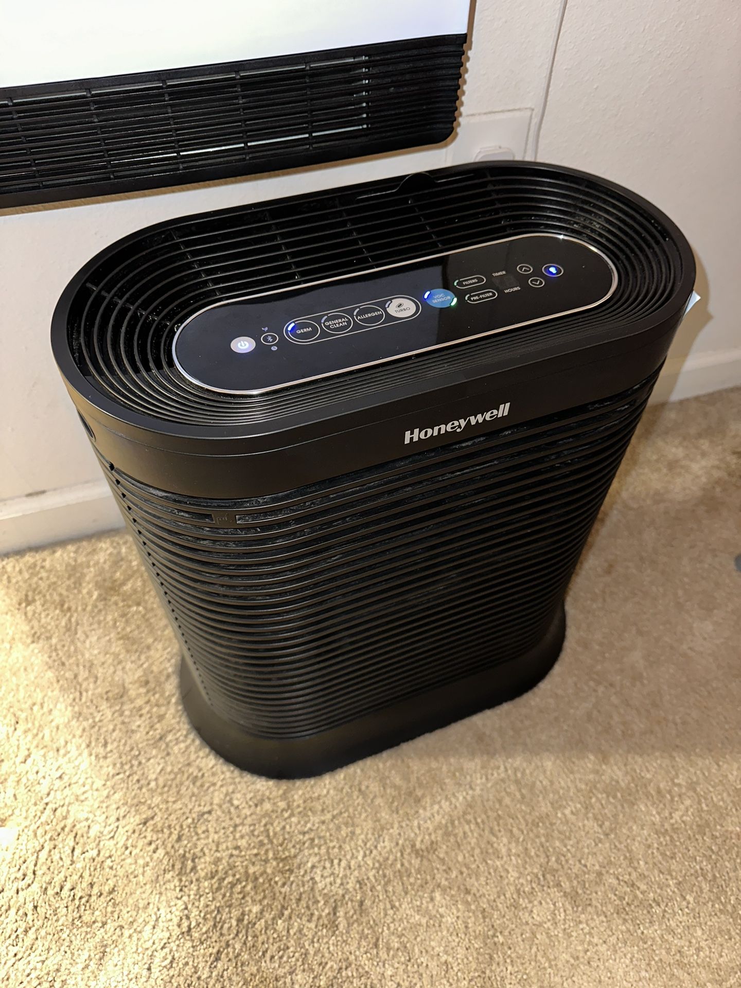 Honey Well Bluetooth Smart Hepa Air Purifier With Brand New Filters   $170