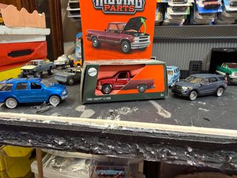 Matchbox moving parts 1995 Chevy c1500 pick up