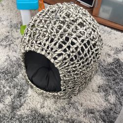 Luxury Pet Bed For Small Animal