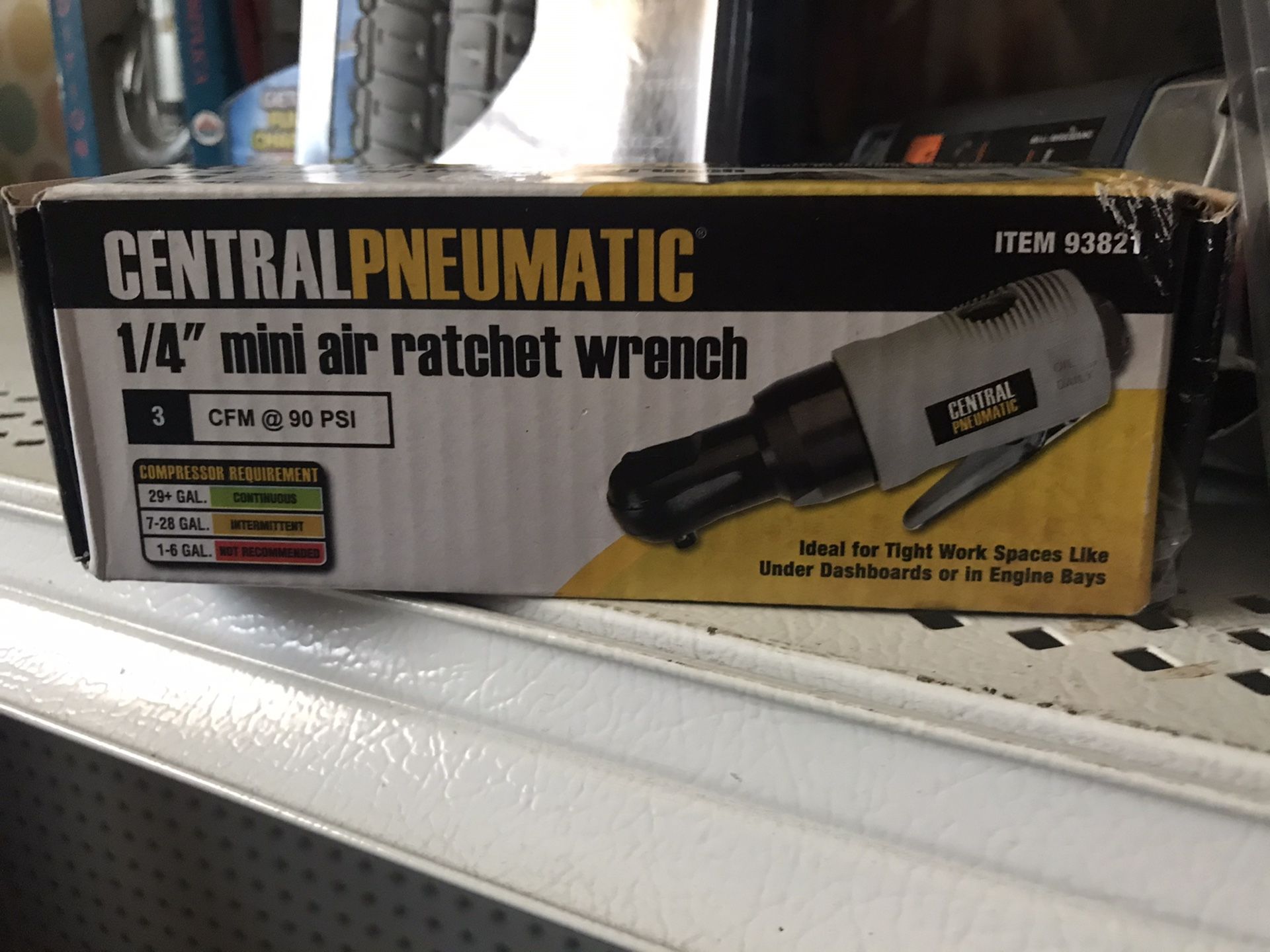 NIB Central Pneumatic 1/4” mini air ratchet wrench